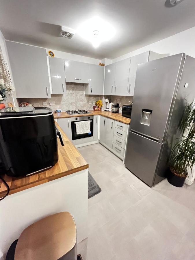 New Ollerton Parkgate Rest Apartment Exterior photo