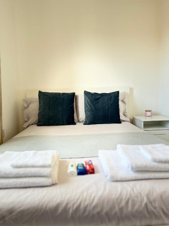 New Ollerton Parkgate Rest Apartment Exterior photo
